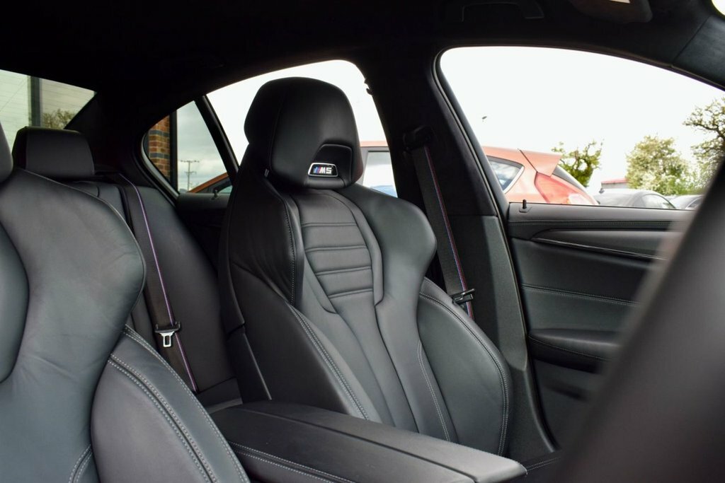 BMW M5 4.4L Competition EA69YBK White #5