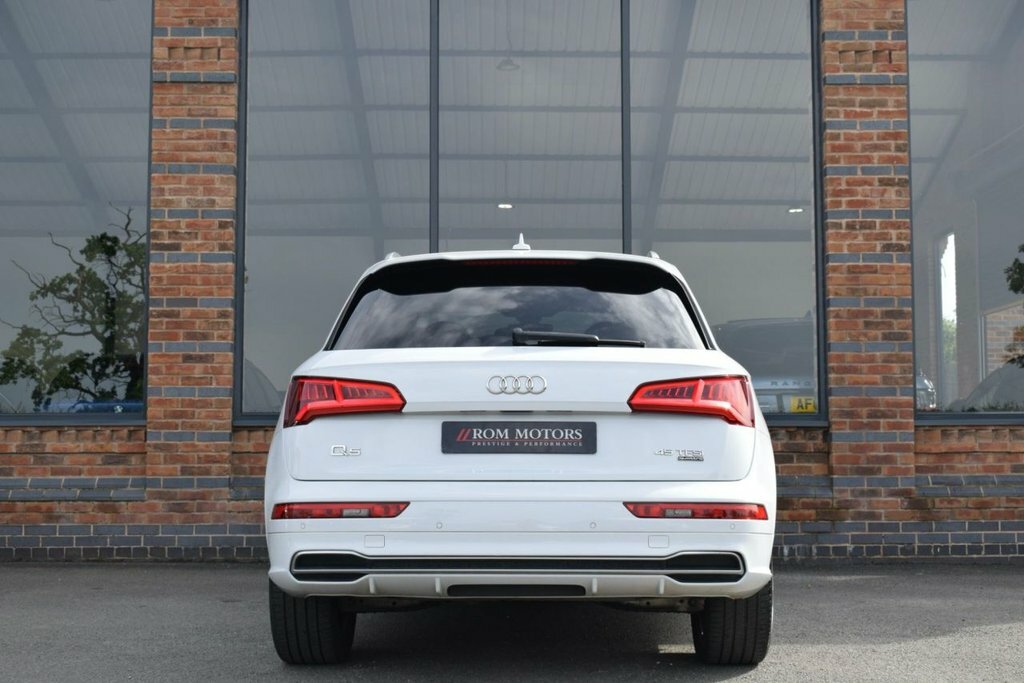 Audi Q5 2L S Line White #6