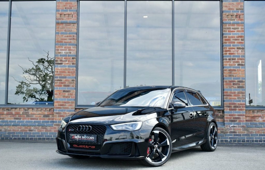 Audi RS3 2.5L Null Black