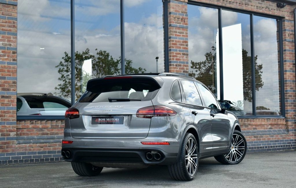 Porsche Cayenne 4.2L S Grey #2