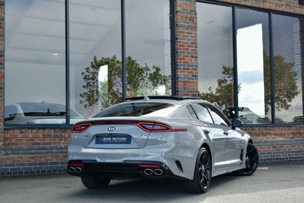Kia Stinger 3.3L Gt S Grey #2