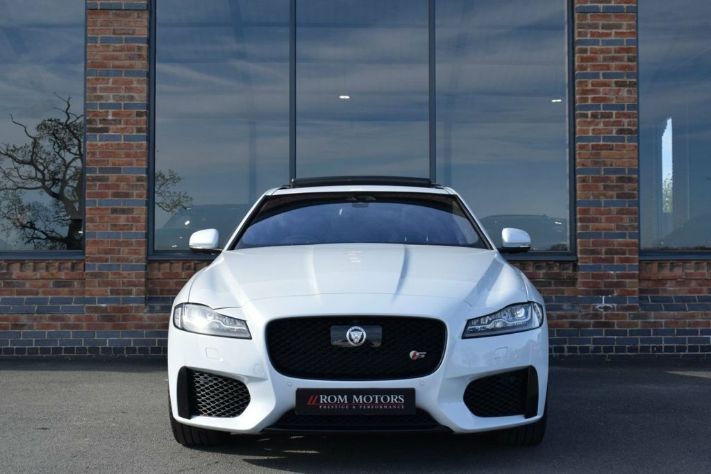 Jaguar XF 3L S White #4