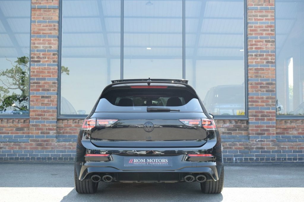 Volkswagen Golf 2L R Black Edition DH75GXC Black #6