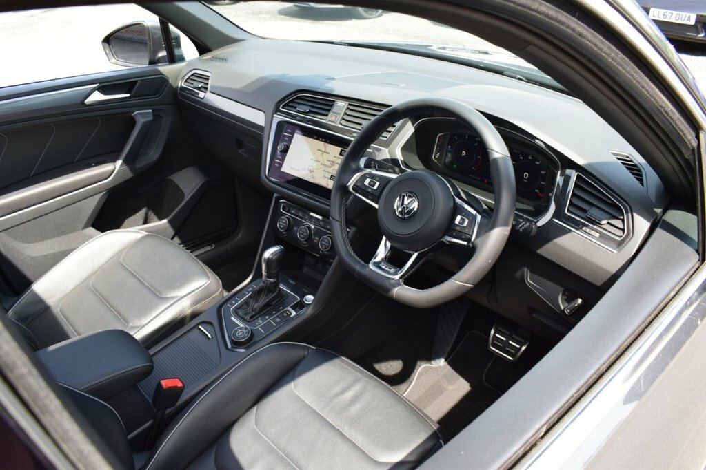 Volkswagen Tiguan 2L R-line KK68LWR Grey #3