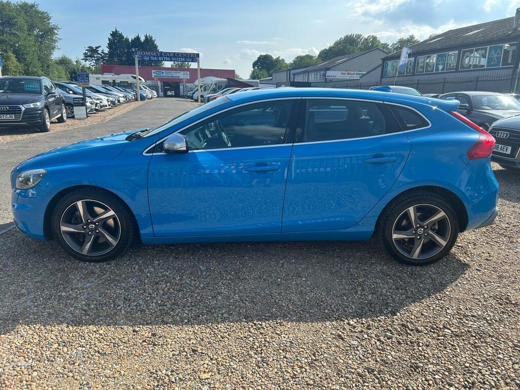 Volvo V40 2.0 D3 R-design Euro 5 Ss Blue #4