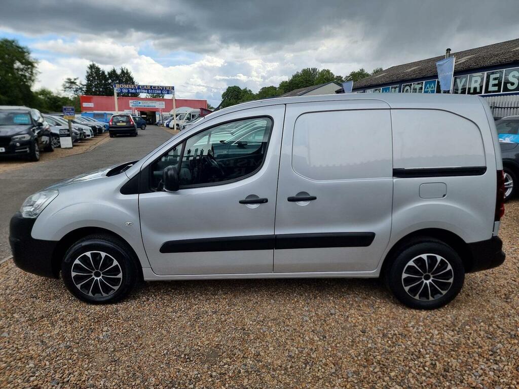 Citroen Berlingo 1.6 Bluehdi 850 Enterprise L1 EN17VJX Silver #4