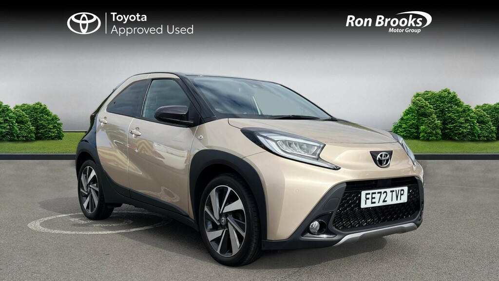 Toyota Aygo X 1.0 Vvt-i Exclusive X-shif Beige
