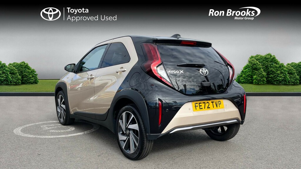 Toyota Aygo X 1.0 Vvt-i Exclusive X-shif FE72TVP Beige #4