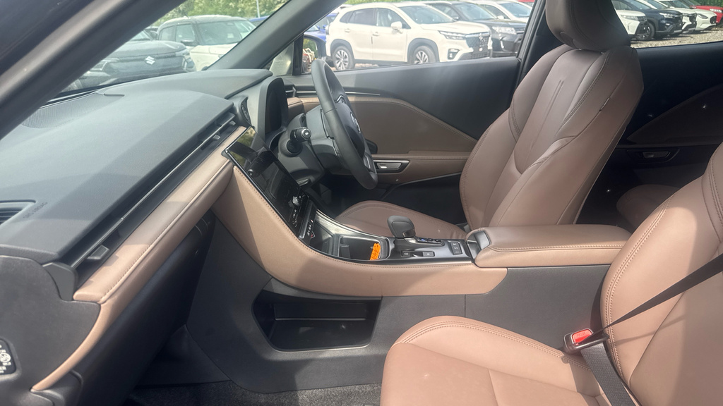 Lexus LBX 1.5 Vvt-ie Premium E-cvt E WR25OJY Black #5