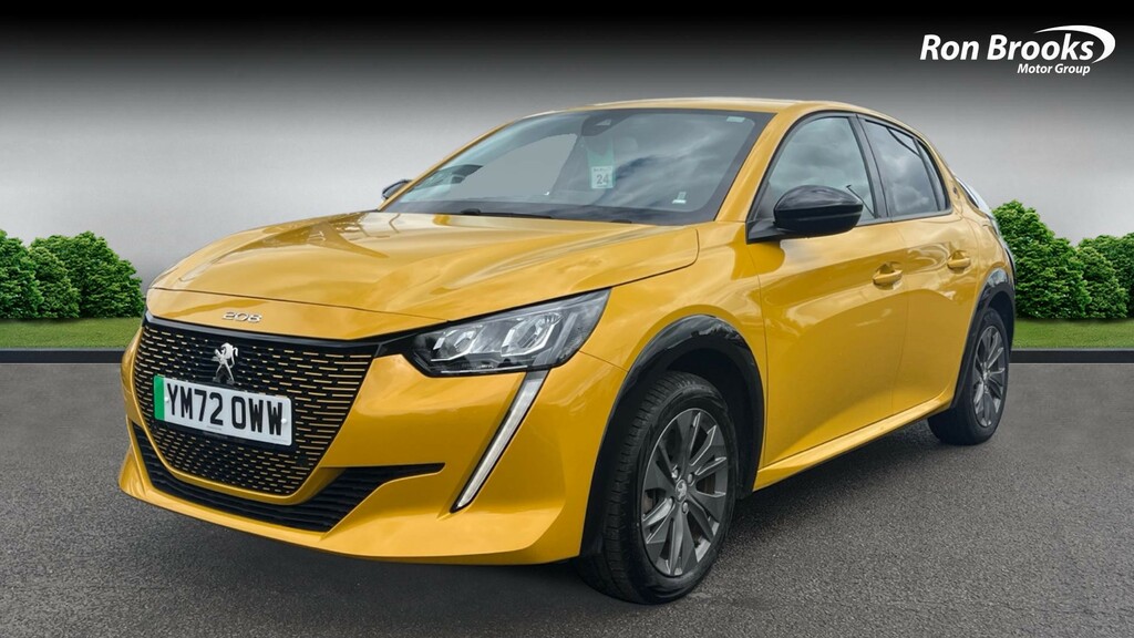Peugeot e-208 50Kwh Allure Premium Aut YM72OWW Yellow #3