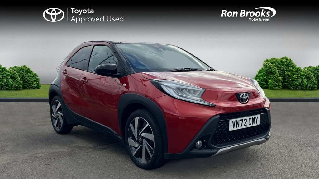 Toyota Aygo X 1.0 Vvt-i Exclusive X-shif Red