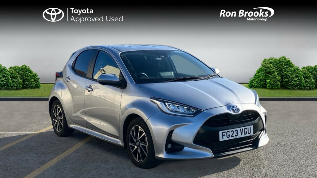 Toyota Yaris 1.5 Vvt-h Design E-cvt Eur White