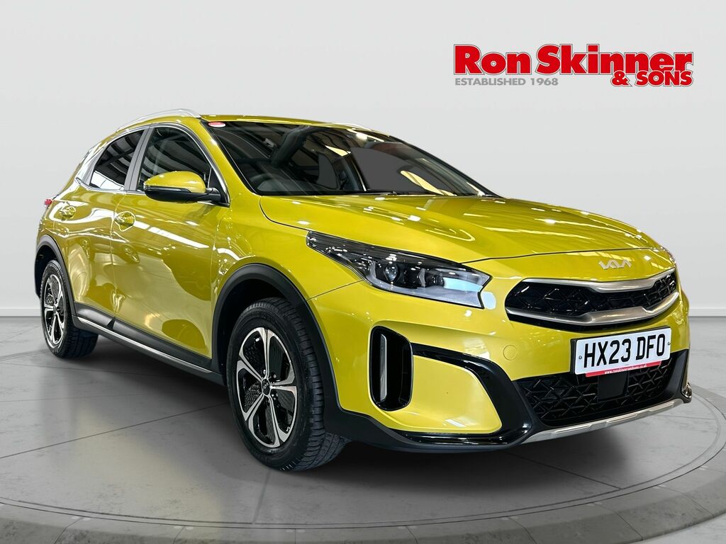 Kia Xceed 1.6 Gdi 8.9Kwh 3 Suv Plug-in Hybrid Dct Yellow
