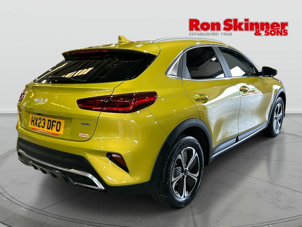 Kia Xceed 1.6 Gdi 8.9Kwh 3 Suv Plug-in Hybrid Dct HX23DFO Yellow #4