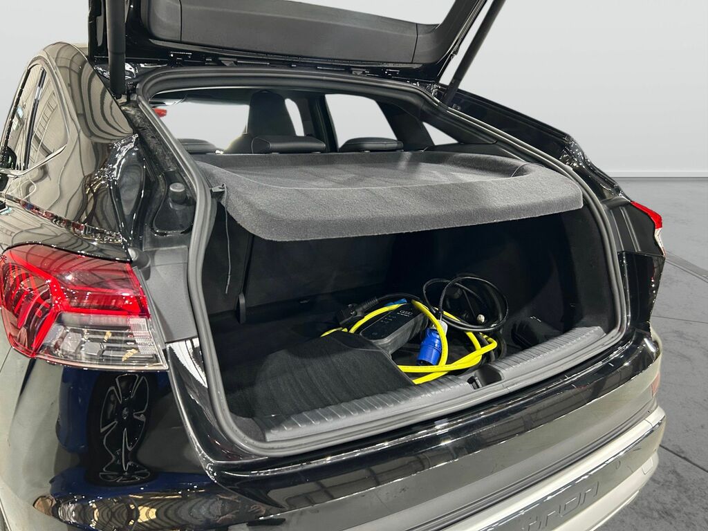 Audi Q4 E Tron 35 S Line Sportback 55Kwh 170 P YH23USU Black #5