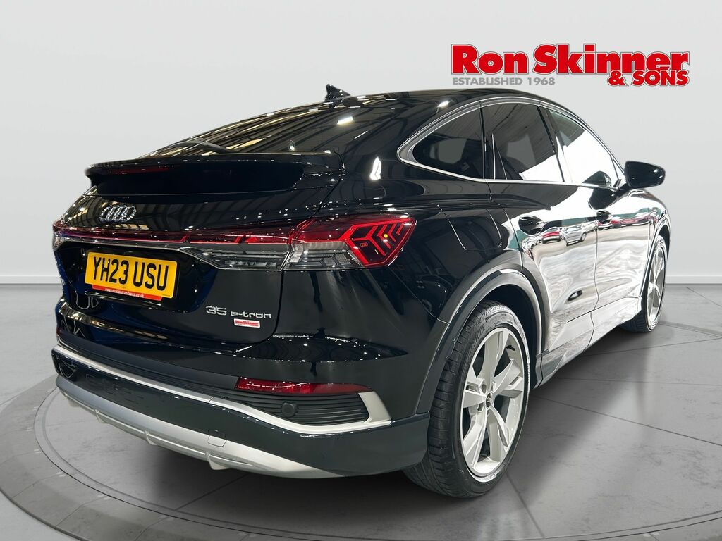 Audi Q4 E Tron 35 S Line Sportback 55Kwh 170 P YH23USU Black #4