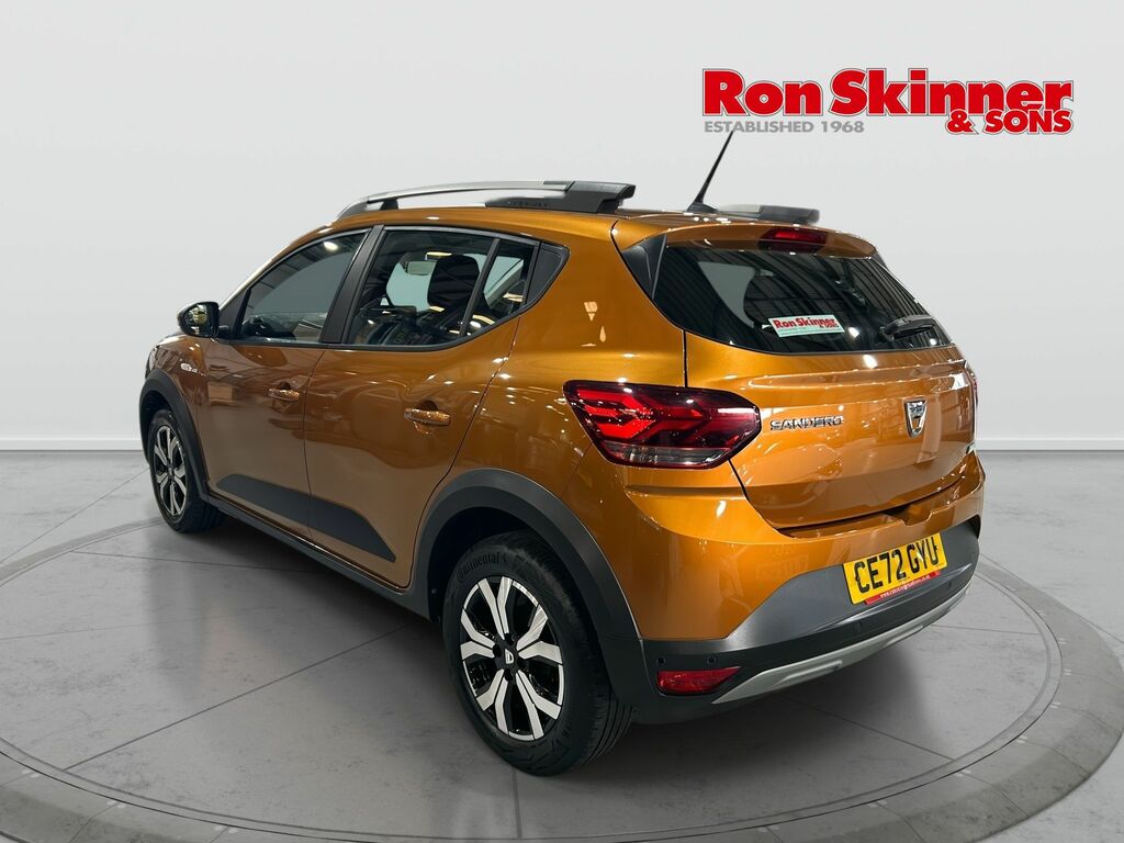 Dacia Sandero Stepway 1.0 Tce Prestige Hatchback Bi Fuel Euro CE72GYU Orange #3