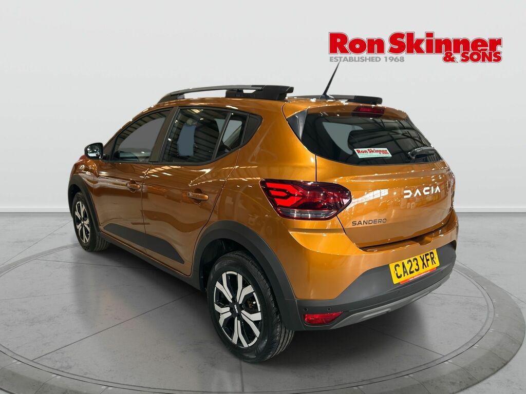Dacia Sandero Stepway 1.0 Tce Journey Hatchback Euro 6 CA23XFR Orange #3
