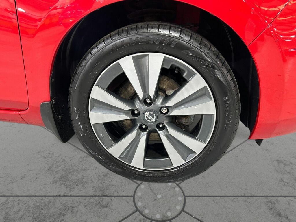 Nissan Leaf 30Kwh Tekna Hatchback 109 Bhp CP17SLU Red #4