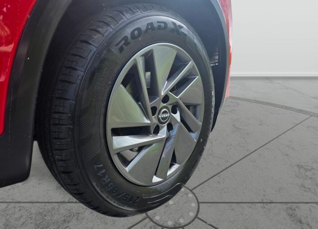 Nissan Qashqai 1.3 Dig-t Mhev Acenta Premium Suv Hybri DS24CHF Red #5