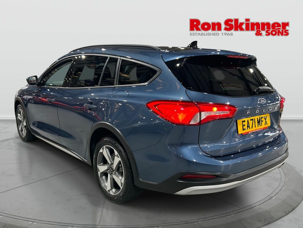 Ford Focus 1.0T Ecoboost Active Edition Estate Man EA71MFX Blue #3