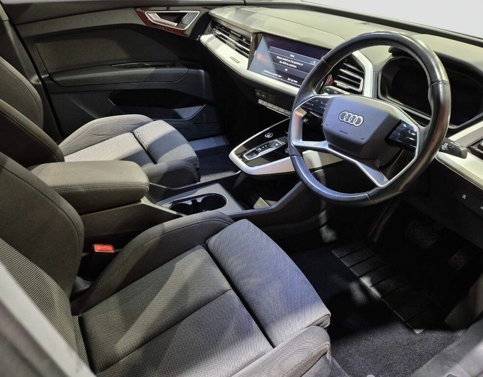 Audi Q4 E Tron 35 Sport Suv 55Kwh 170 Ps SB22RUH Grey #6