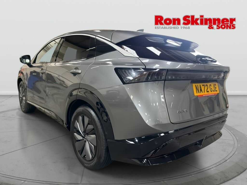 Nissan Ariya 63Kwh Advance Suv 7.4Kw Charger Grey #3