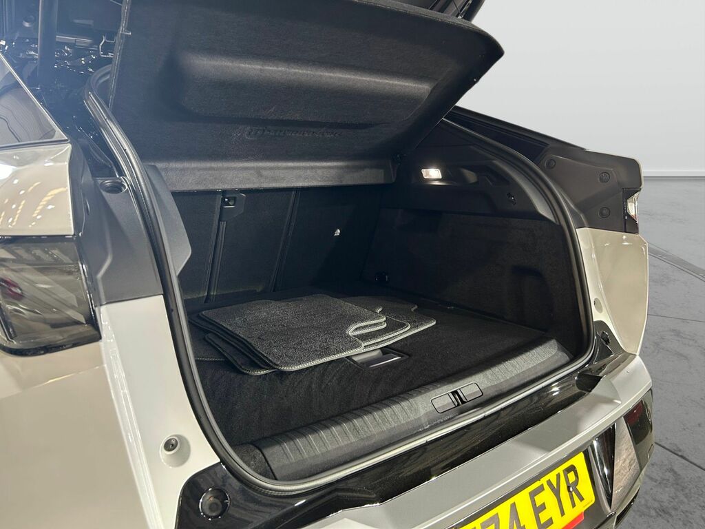 Peugeot 3008 73Kwh Gt Suv 210 Ps WV74EYR White #5