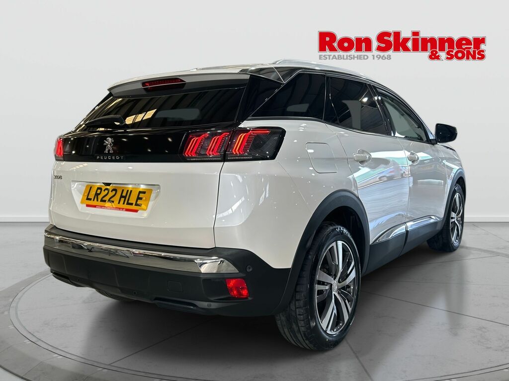 Peugeot 3008 1.2 Puretech Allure Premium Suv Eat Eur LR22HLE White #4