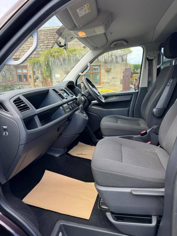 Volkswagen Transporter Shuttle 2L S Black #13