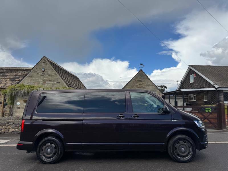 Volkswagen Transporter Shuttle 2L S Black #5