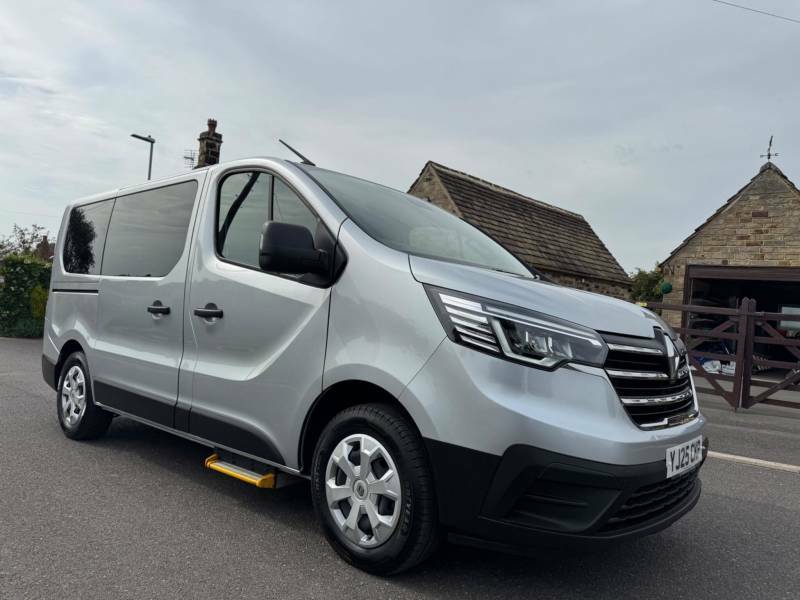 Renault Trafic 2.0 Dci Blue Sl30 Advance Edc L1 H1 Euro 6 Ss 5 Grey