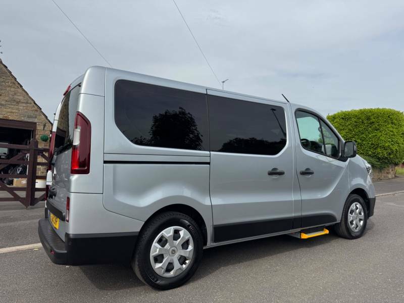 Renault Trafic 2.0 Dci Blue Sl30 Advance Edc L1 H1 Euro 6 Ss 5 YJ25CKP Grey #5