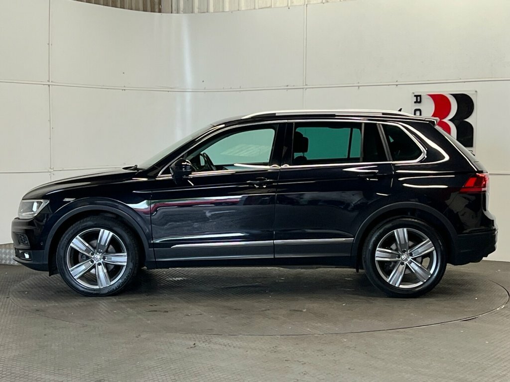 Volkswagen Tiguan 1.5L Match CK19XEZ Black #6