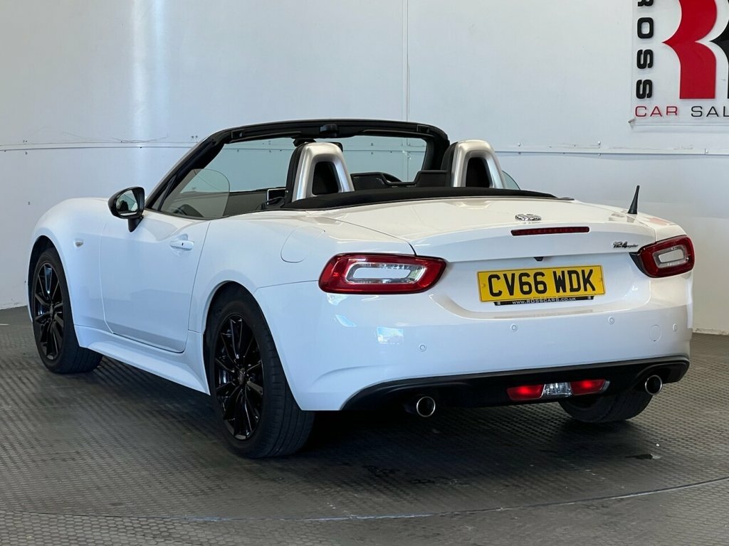 Fiat 124 Spider 1.4L Lusso Plus White #5