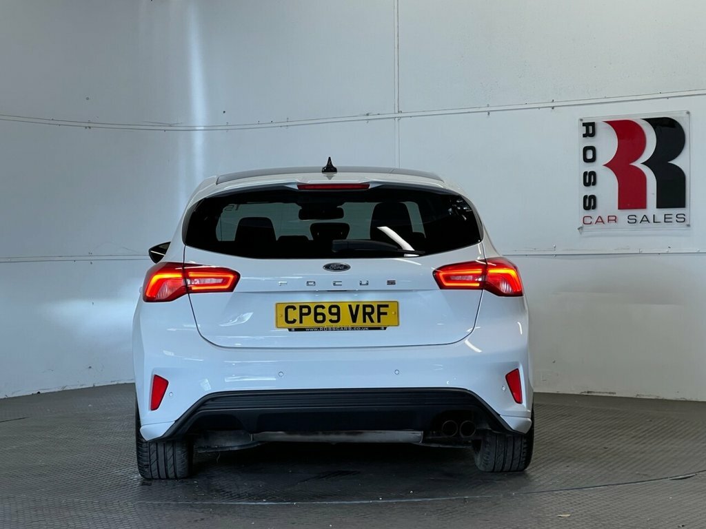 Ford Focus 1.5L St-line X CP69VRF White #4