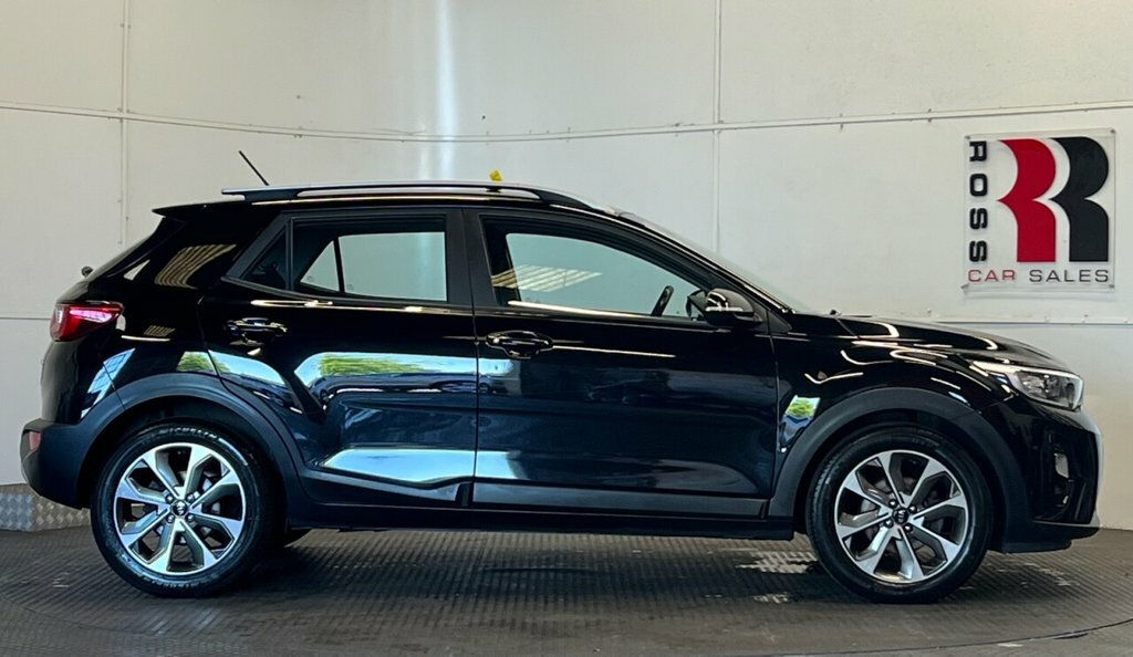 Kia Stonic 1L 2 CE70FKF Black #2