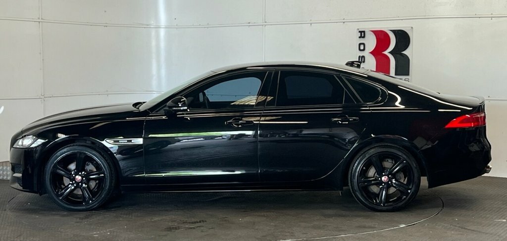 Jaguar XF 2L R-sport VE66PGF Black #6