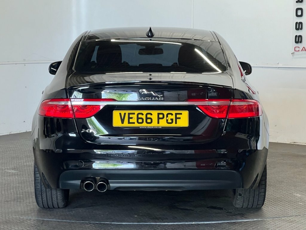 Jaguar XF 2L R-sport VE66PGF Black #4