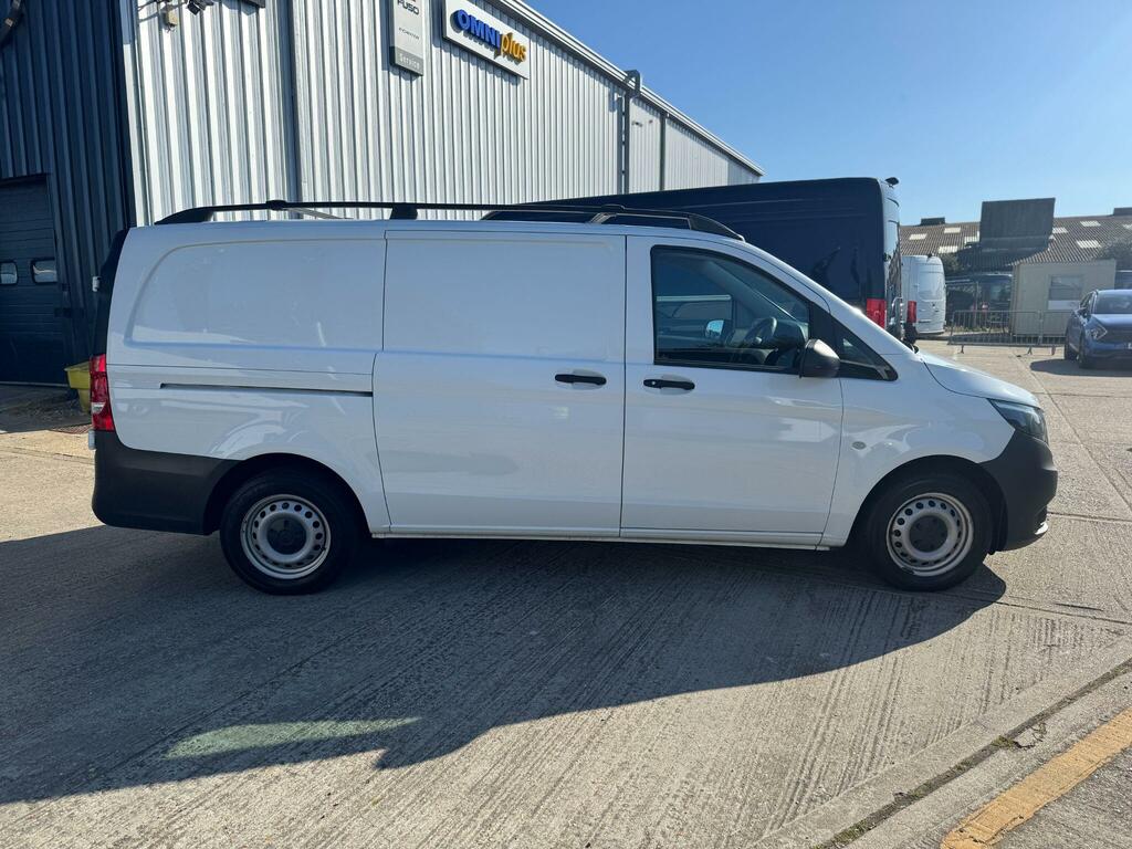 Mercedes-Benz Vito 2.0 114 Cdi Progressive G-tronic Rwd L2 Euro 6 S NA22FHF White #4