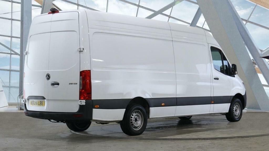 Mercedes-Benz Sprinter 2.0 315 Cdi Pro G-tronic Rwd L3 H2 Euro 6 Ss KR25LRE White #4