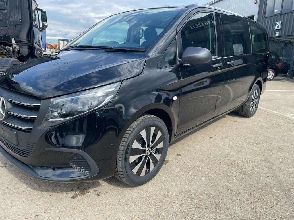 Mercedes-Benz Vito 2.0 116 Cdi Select Tourer G-tronic Rwd L2 Euro 6  Black #4