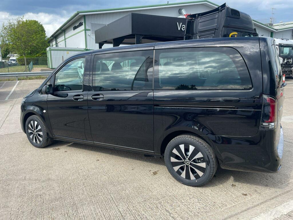 Mercedes-Benz Vito 2.0 116 Cdi Select Tourer G-tronic Rwd L2 Euro 6  Black #5