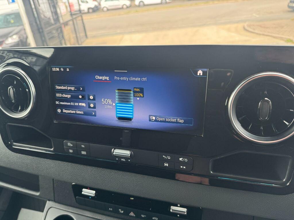 Mercedes-Benz eSprinter Pro Blue #27