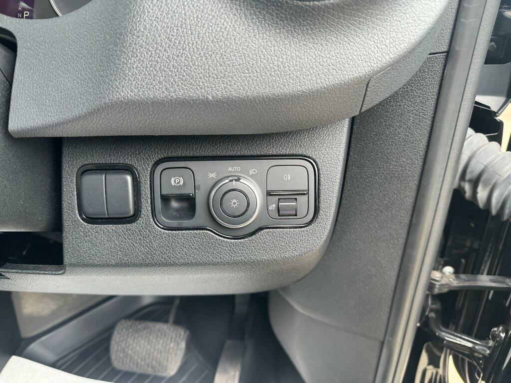 Mercedes-Benz eSprinter Pro Blue #16