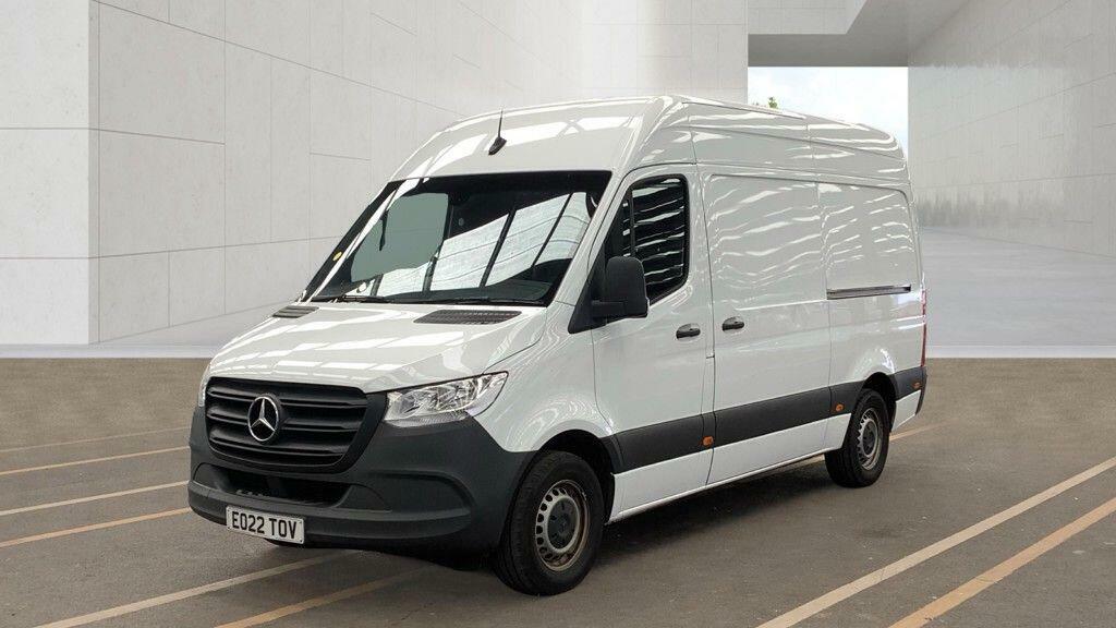 Mercedes-Benz Sprinter 2.0 315 Cdi Progressive Rwd L2 H2 Euro 6 Ss White