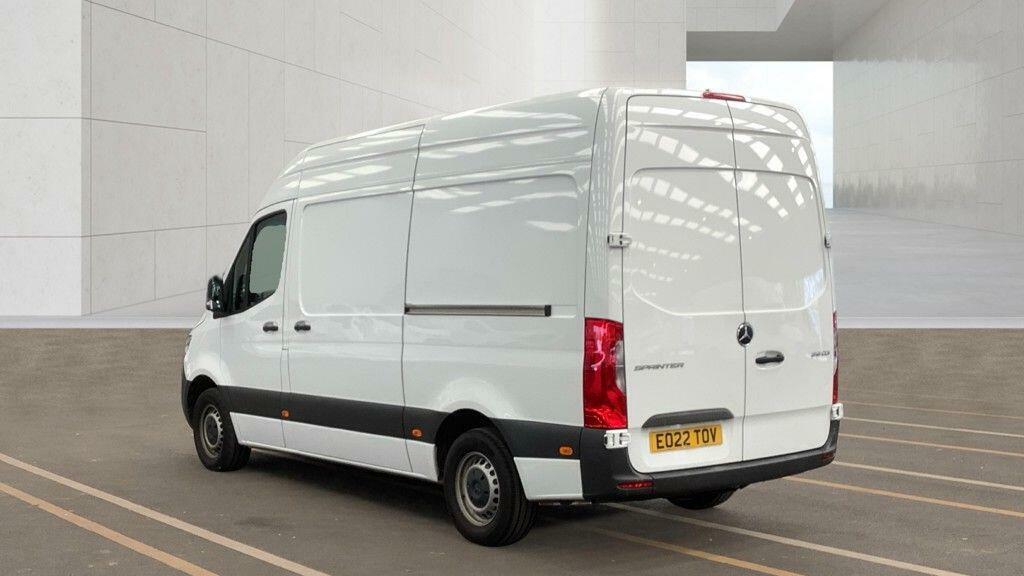 Mercedes-Benz Sprinter 2.0 315 Cdi Progressive Rwd L2 H2 Euro 6 Ss EO22TOV White #3