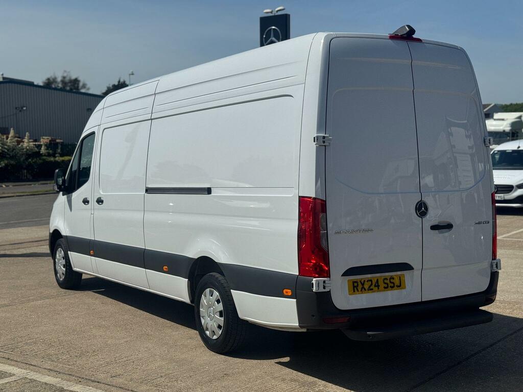 Mercedes-Benz Sprinter 2.0 315 Cdi Premium Rwd L3 H2 Euro 6 Ss RX24SSJ White #4