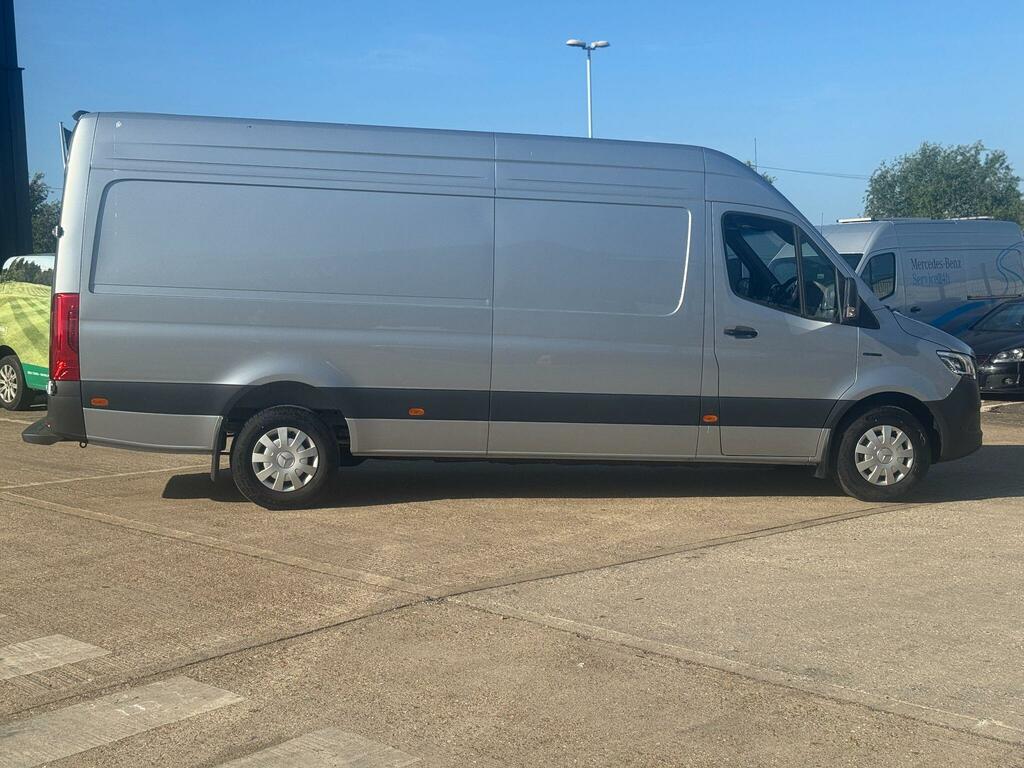 Mercedes-Benz eSprinter 55Kwh Progressive Panel Van Fwd White #8