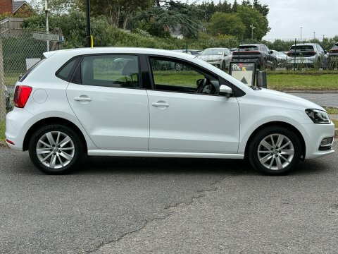 Volkswagen Polo Se Tsi FE65BYM White #2
